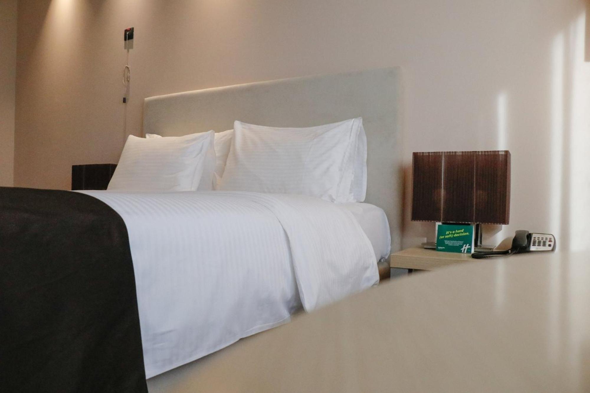 Holiday Inn Belgrade By Ihg Exterior photo