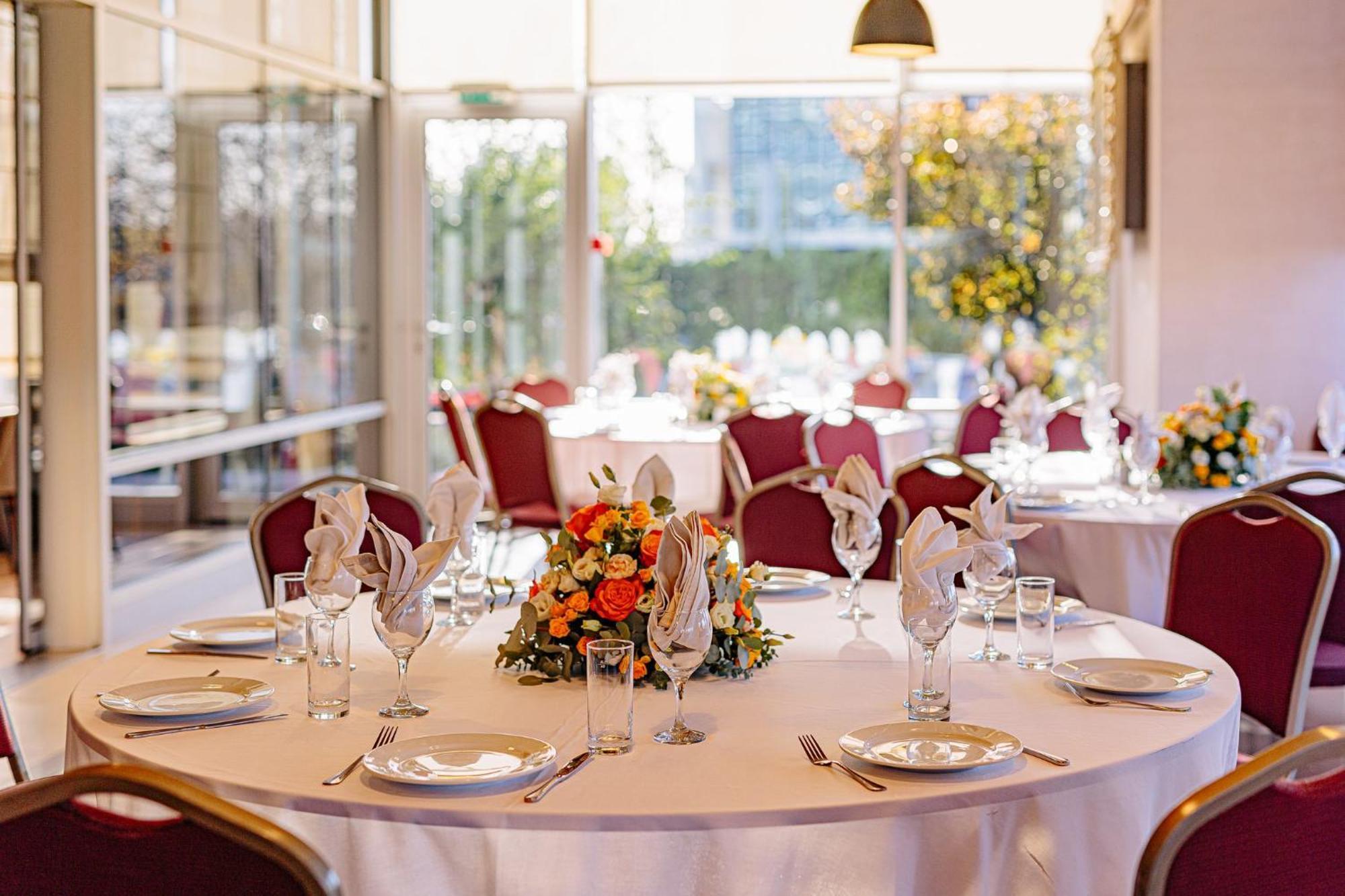 Holiday Inn Belgrade By Ihg Exterior photo