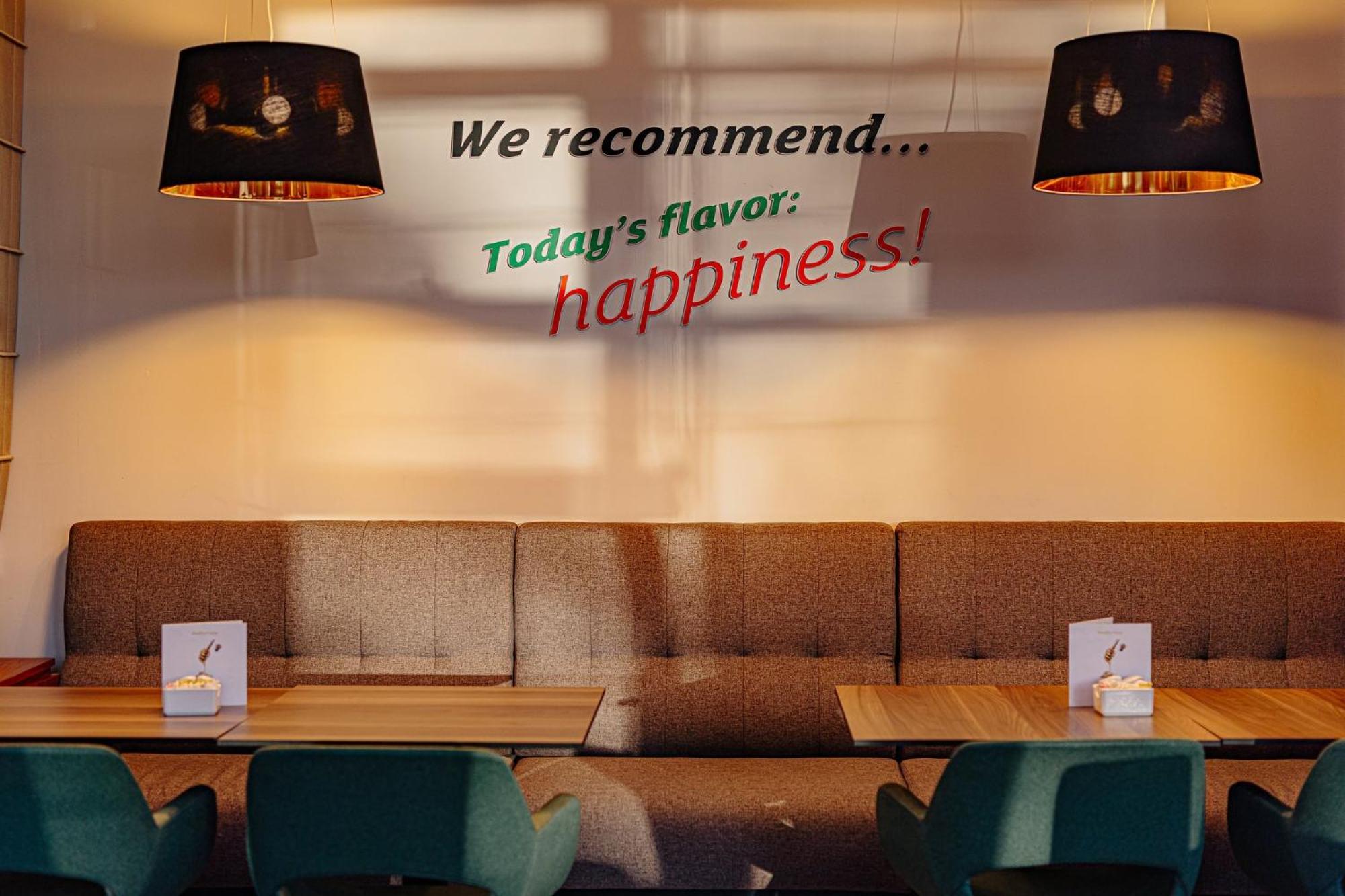 Holiday Inn Belgrade By Ihg Exterior photo