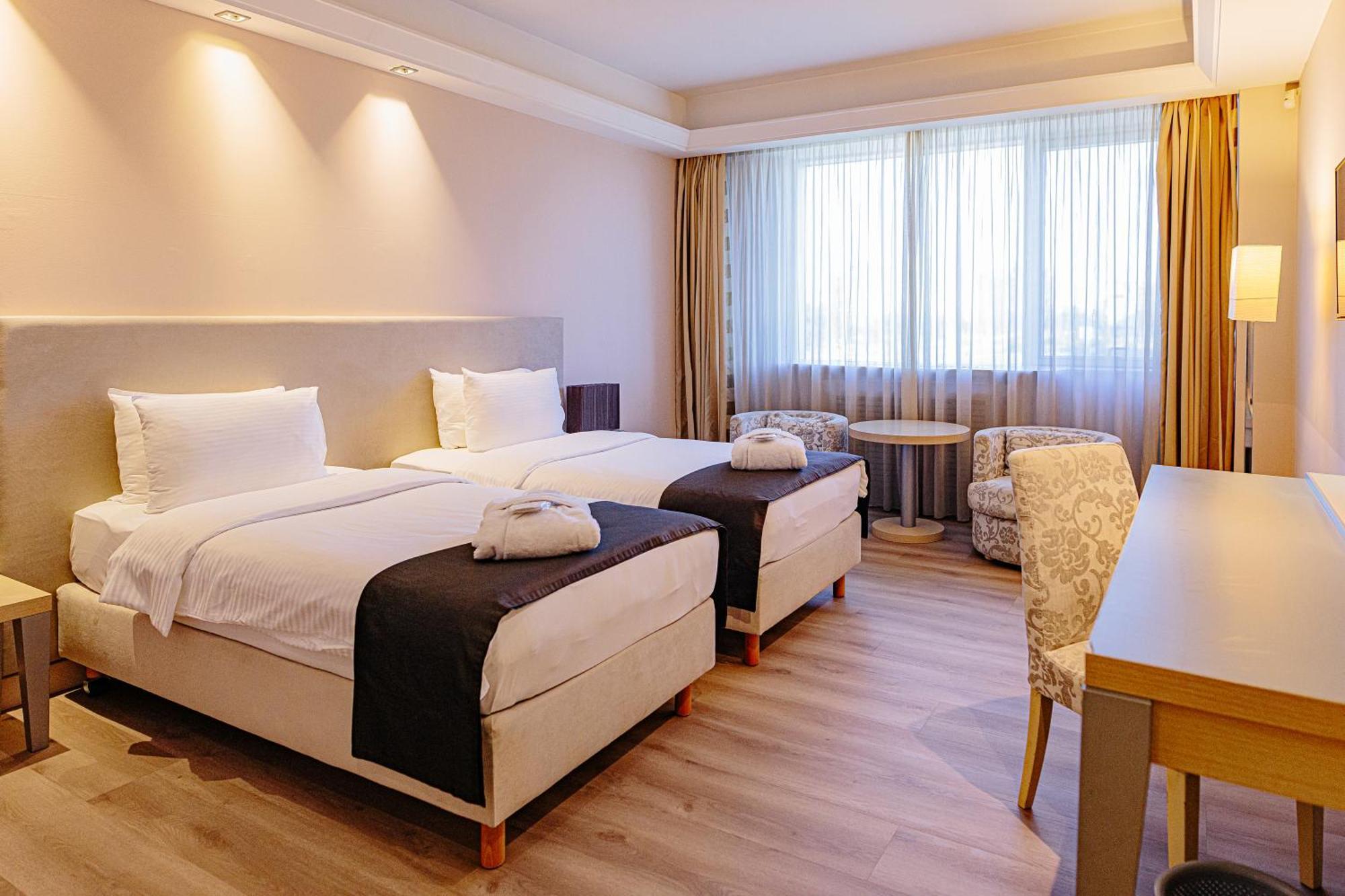 Holiday Inn Belgrade By Ihg Exterior photo