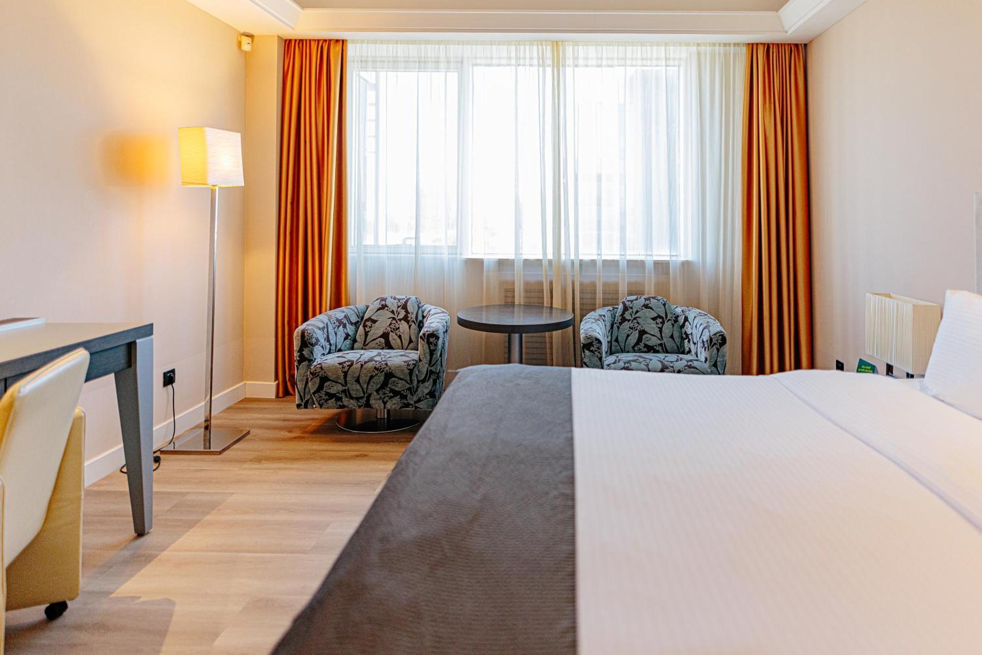 Holiday Inn Belgrade By Ihg Exterior photo